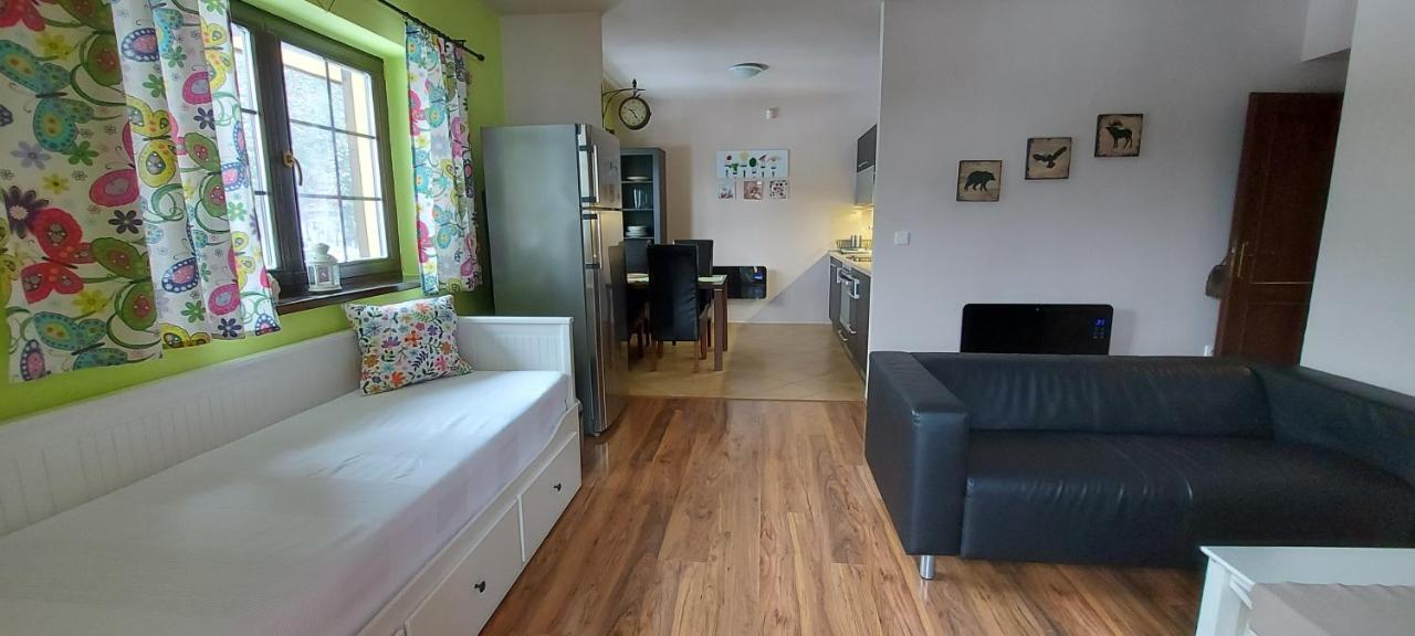 Apartamento Hrabovo Alzbeta 16 Ruzomberok Exterior foto
