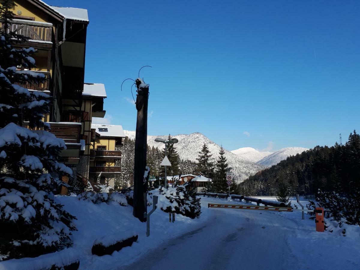 Apartamento Hrabovo Alzbeta 16 Ruzomberok Exterior foto